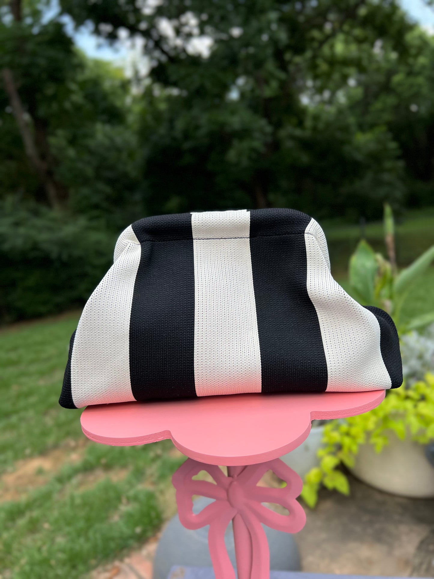 STRIPED CLUTCH image 2