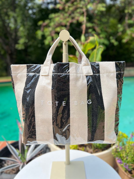 THE TOTE BAG image 0