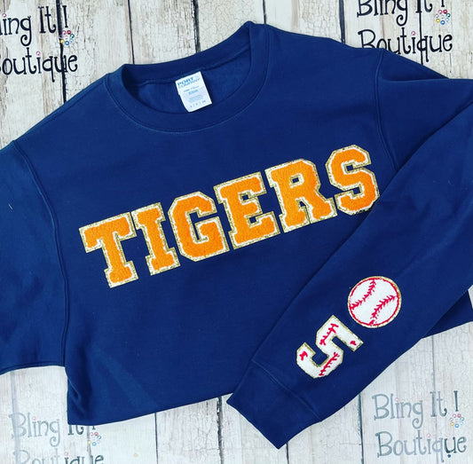 DT Ladies Chenille Patch Sweatshirt image 0