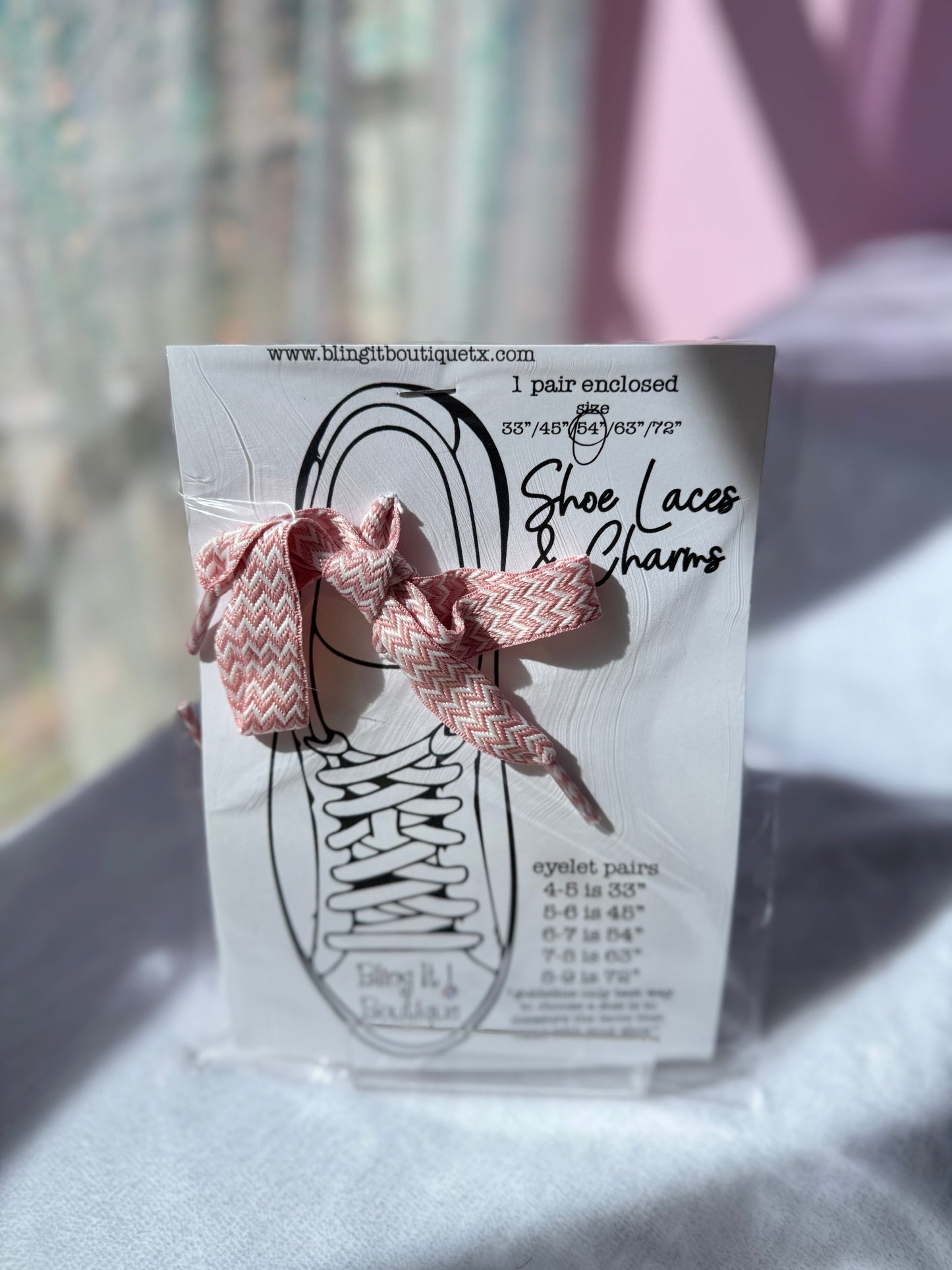 TWO COLOR SHOELACES image 1