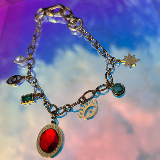 TUMBLER CHARM CHAIN image 0