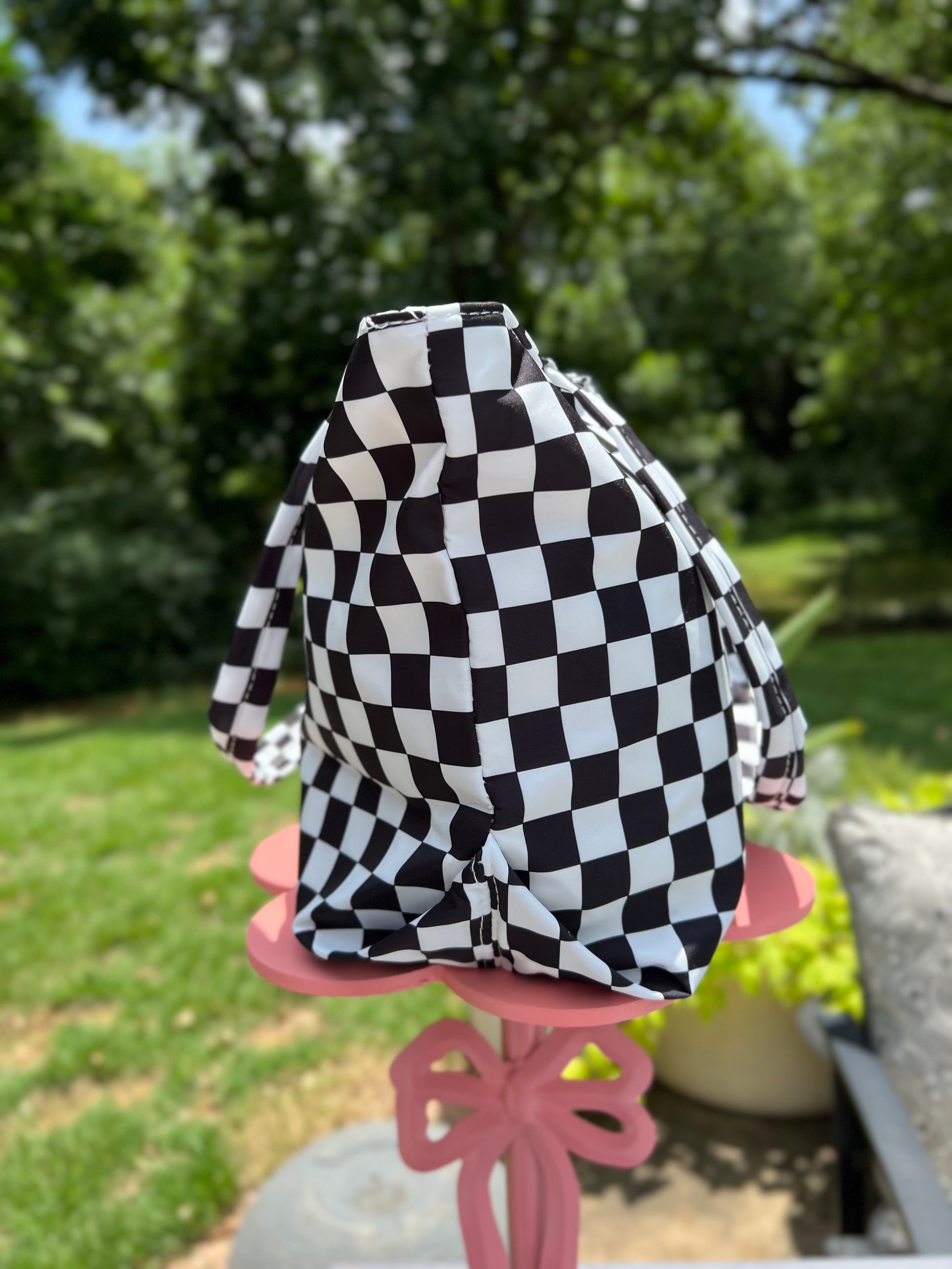 CHECKERED TOTE image 1