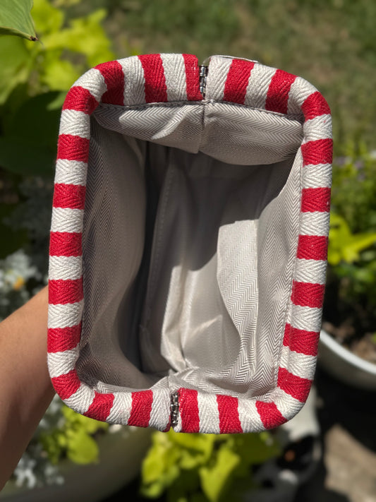 STRIPED CLUTCH image 1