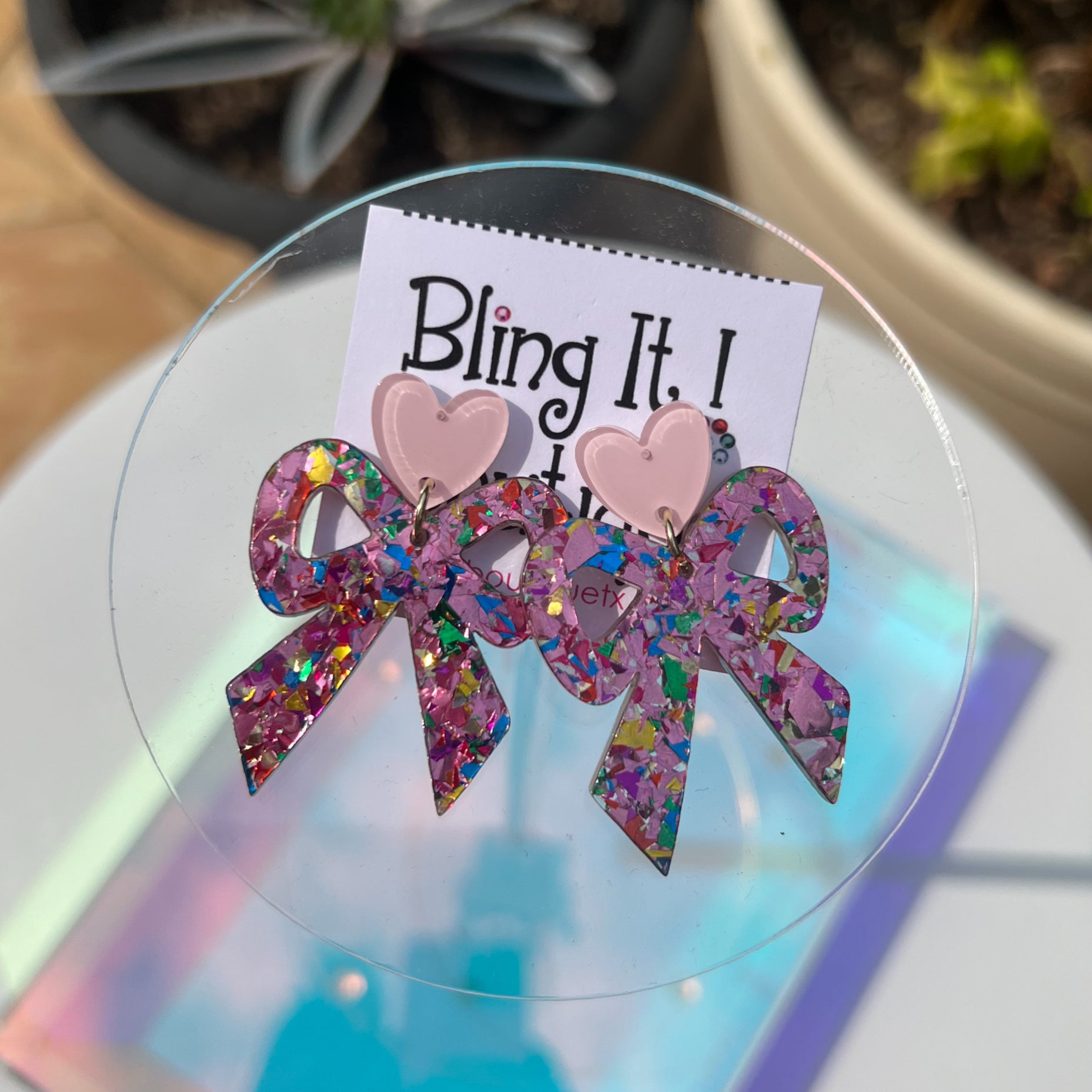 CONFETTI BOW EARRINGS image 0