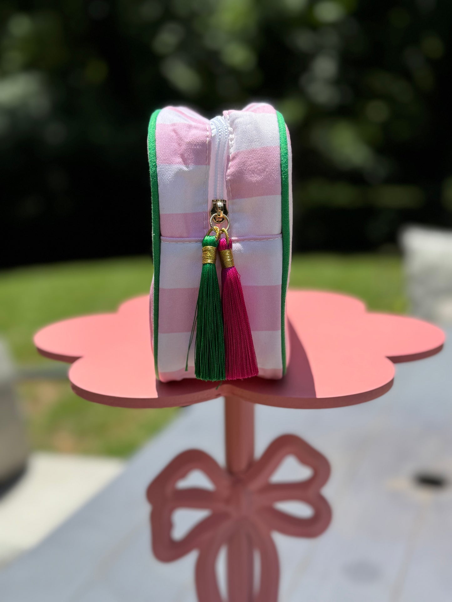 STRIPED MAKEUP BAG image 1